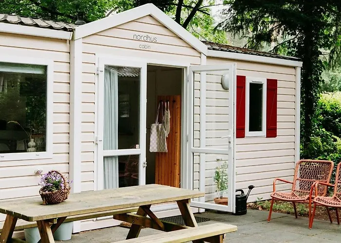 The Red Shutter Hattemerbroek